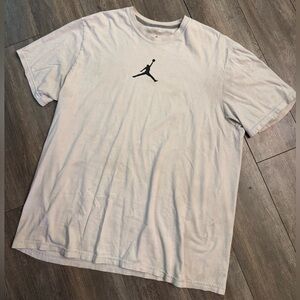 Jordan Men's white T-Shirt